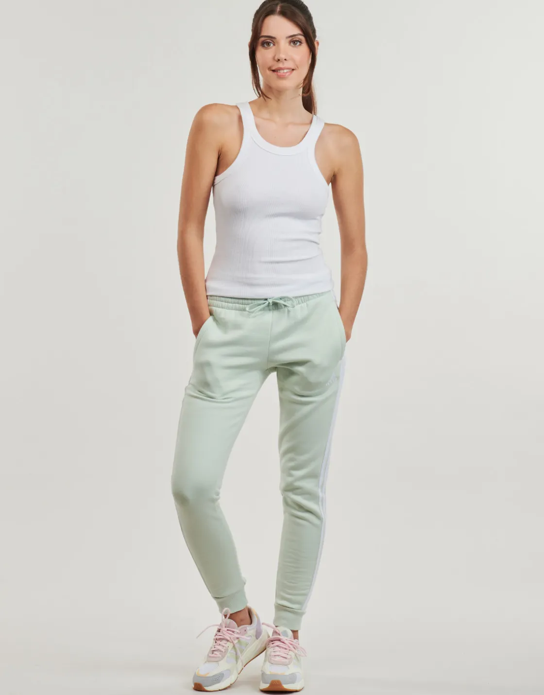 Adidas Sportswear - Essentials 3-Stripes Fleece Joggers< Joggings & Survêtements