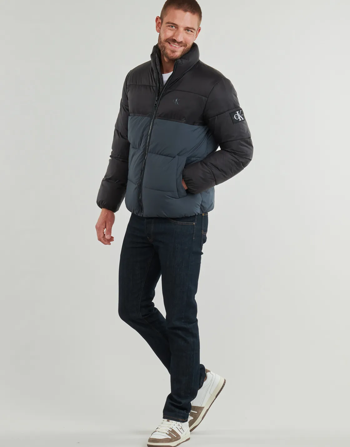 Calvin Klein Jeans - NON DOWN BLOCKING PUFFER< Manteaux