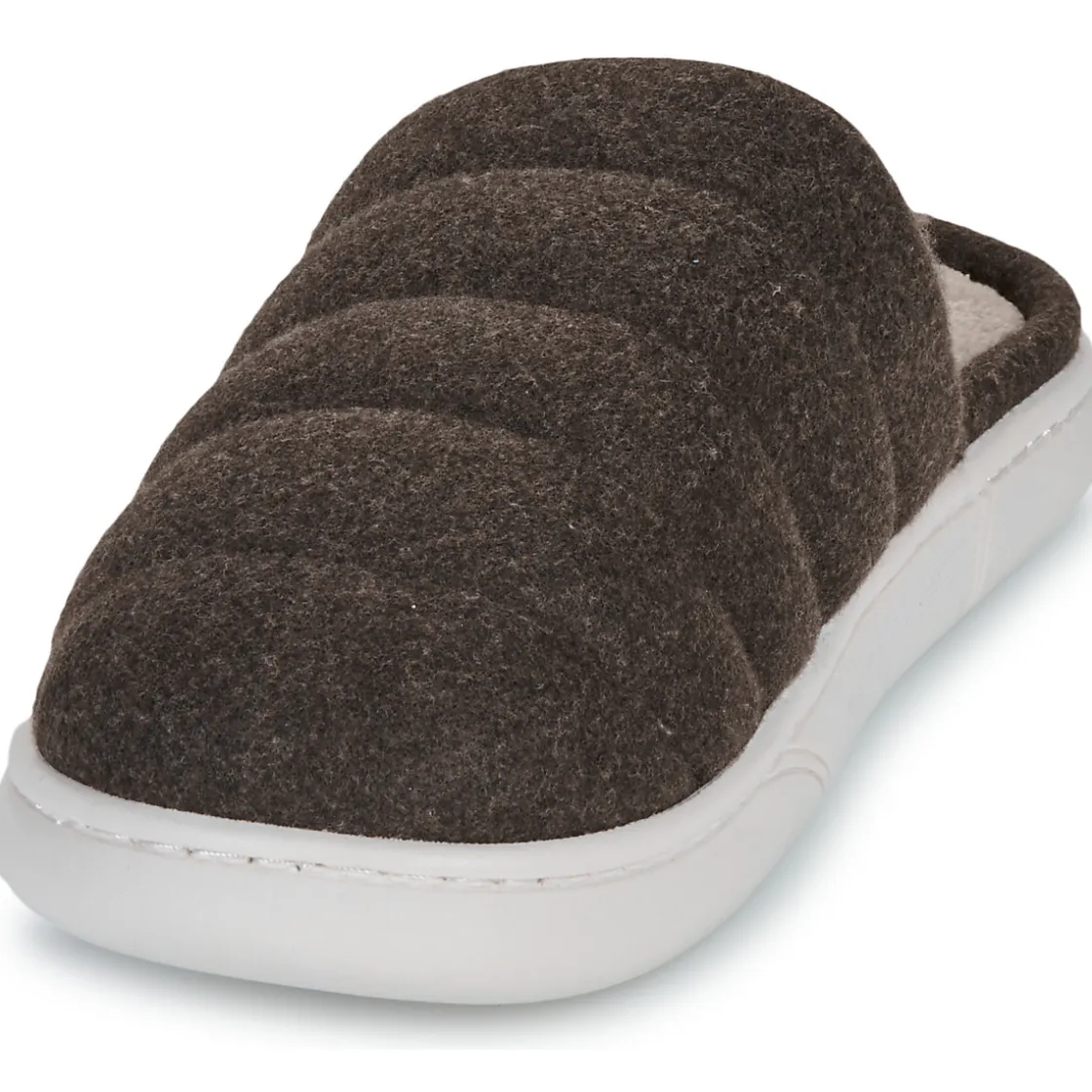 DIM - D JATELA< Pantoufles / Chaussons