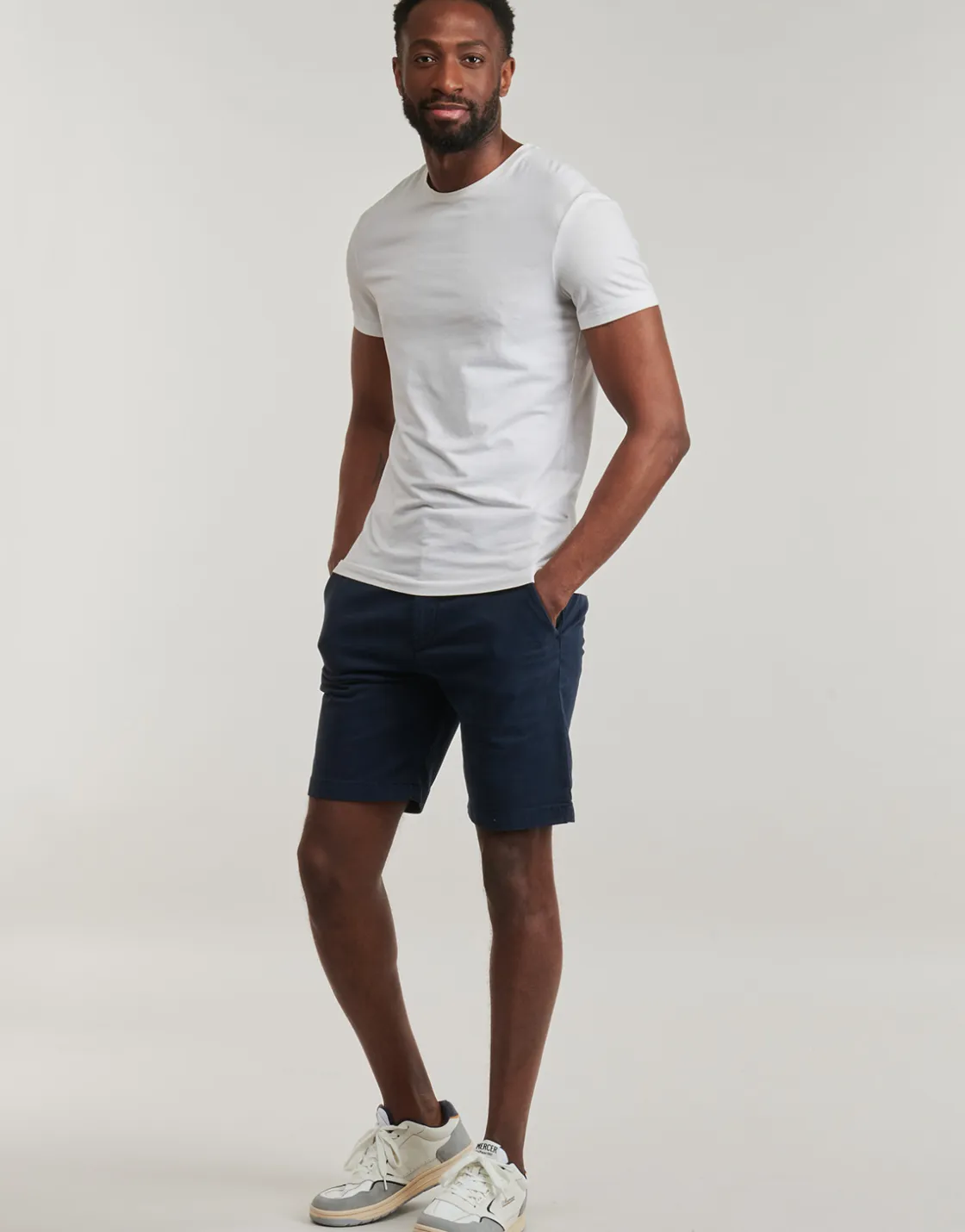 Pepe jeans Shorts & Bermudas^- REGULAR CHINO SHORT