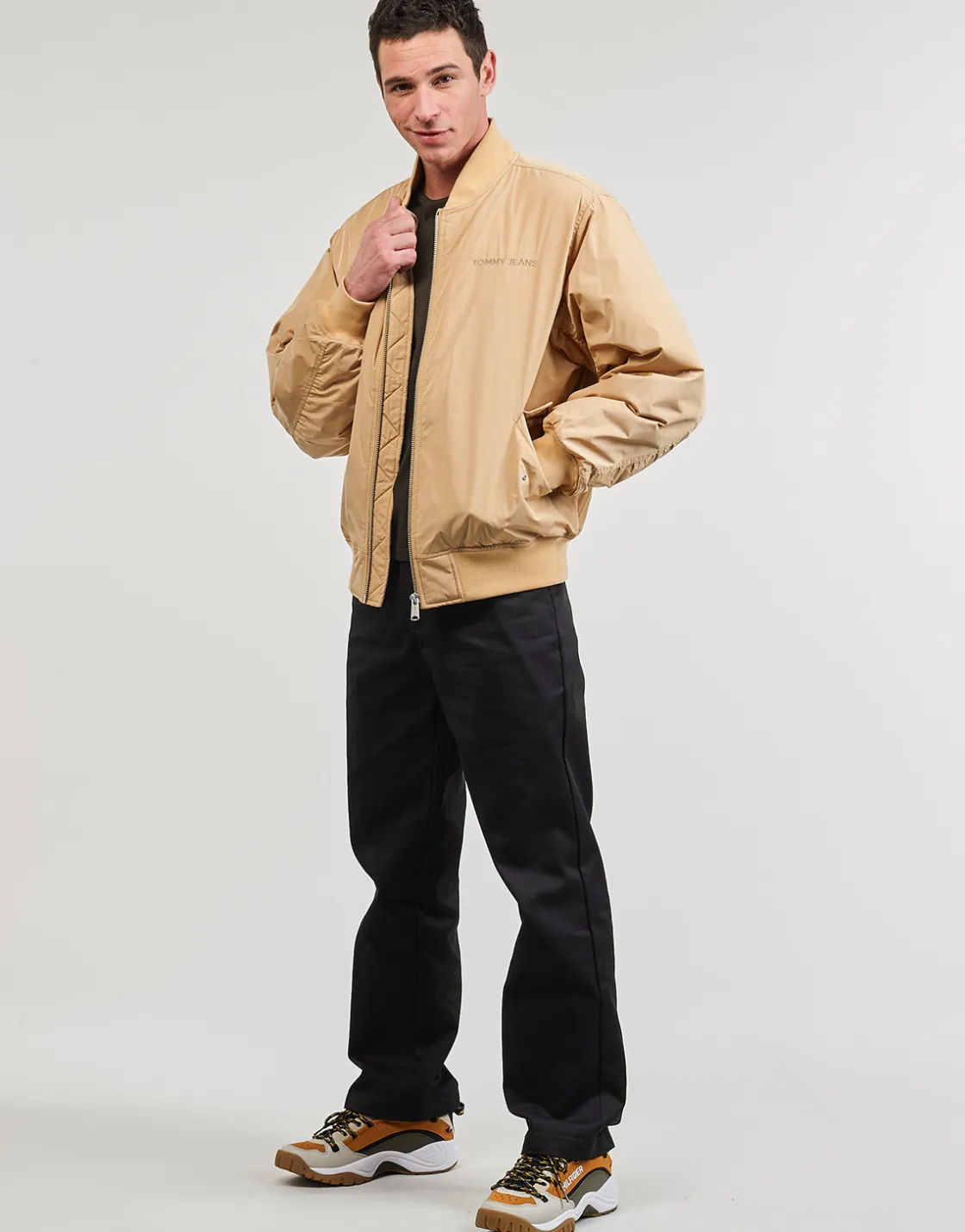 Tommy Jeans - TJM CLASSICS BOMBER JACKET EXT Beige Hot